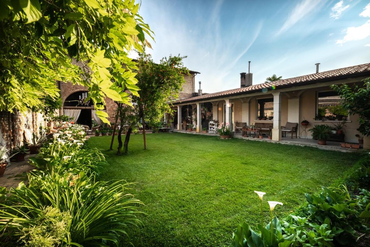 Bed and Breakfast La Casa Nel Borgo Piadena Exterior foto